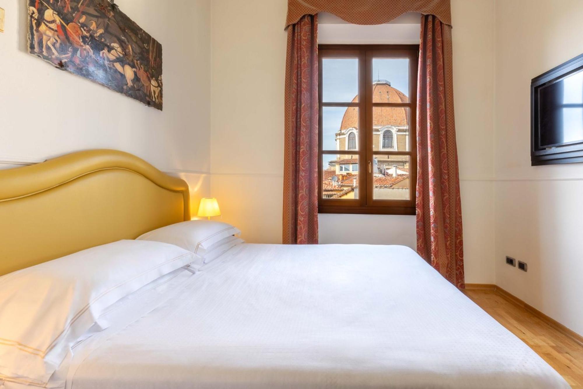 Relais Hotel Centrale "Dimora Storica" Firenze Bagian luar foto
