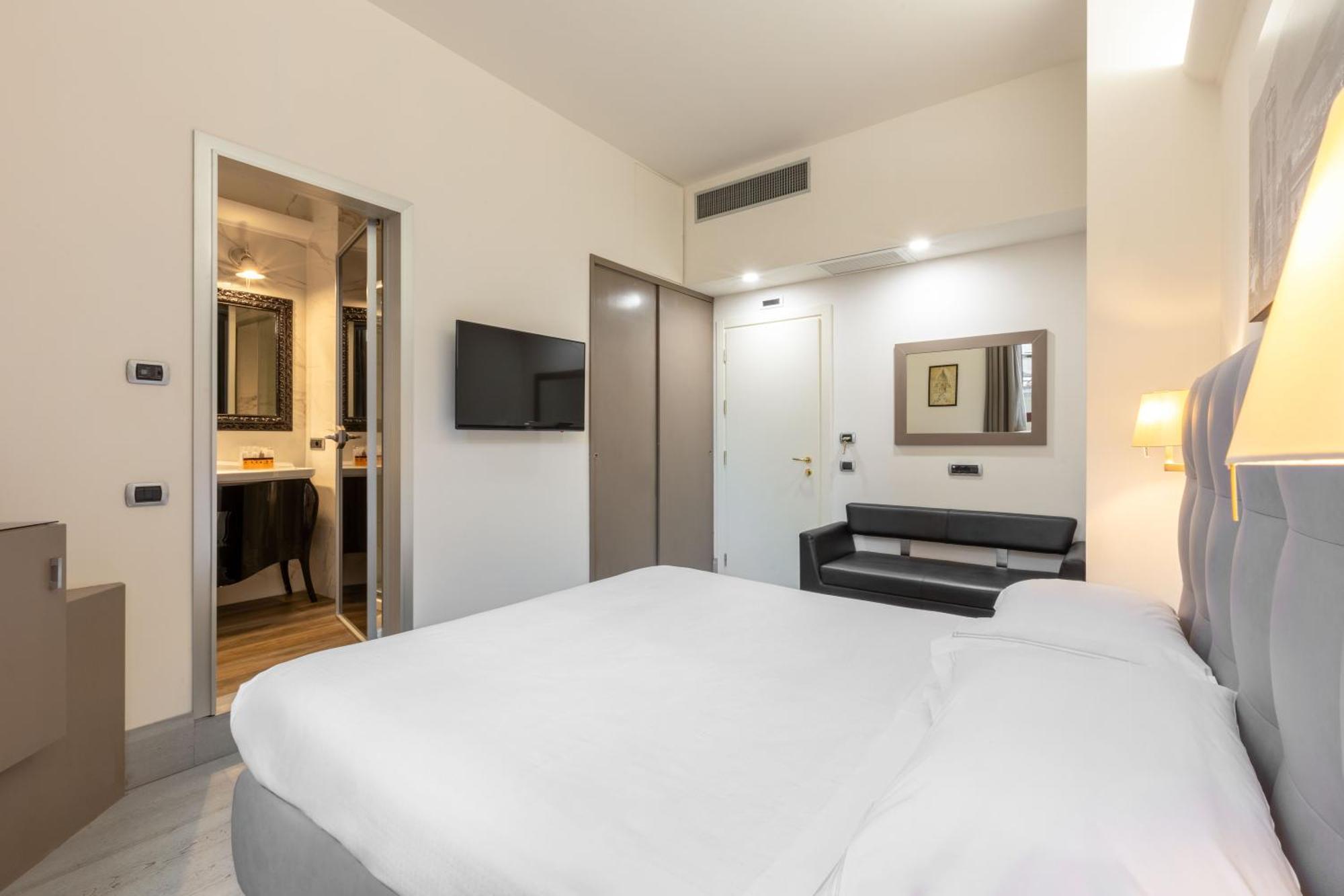 Relais Hotel Centrale "Dimora Storica" Firenze Bagian luar foto